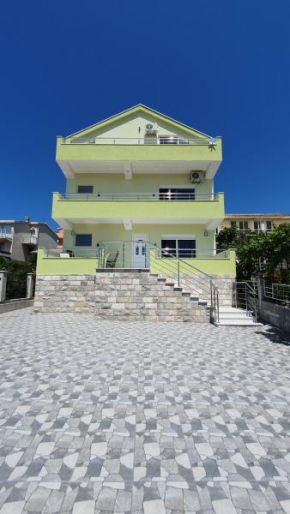 Meli Apartman